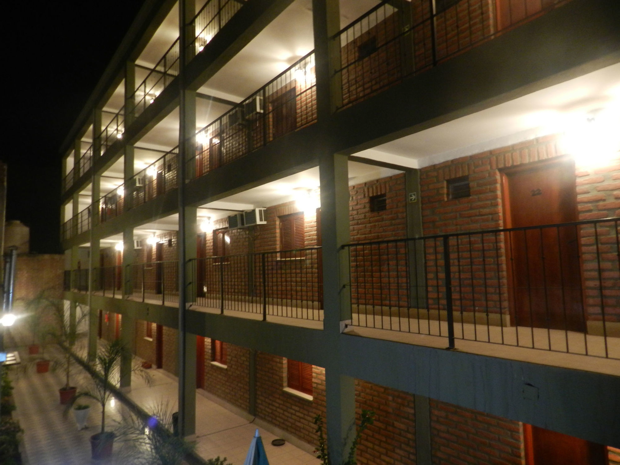 Hotel Buenos Aires Salta Esterno foto